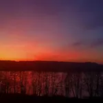 Mazurskie Wzgorze Nad Jeziorem Isag Pelnik