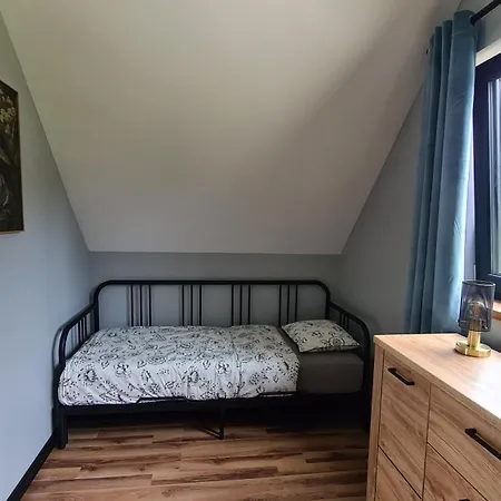 Mazurskie Wzgórze Nad Jeziorem Isąg * Pelnik